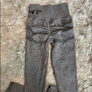 Echt arise scrunch leggings